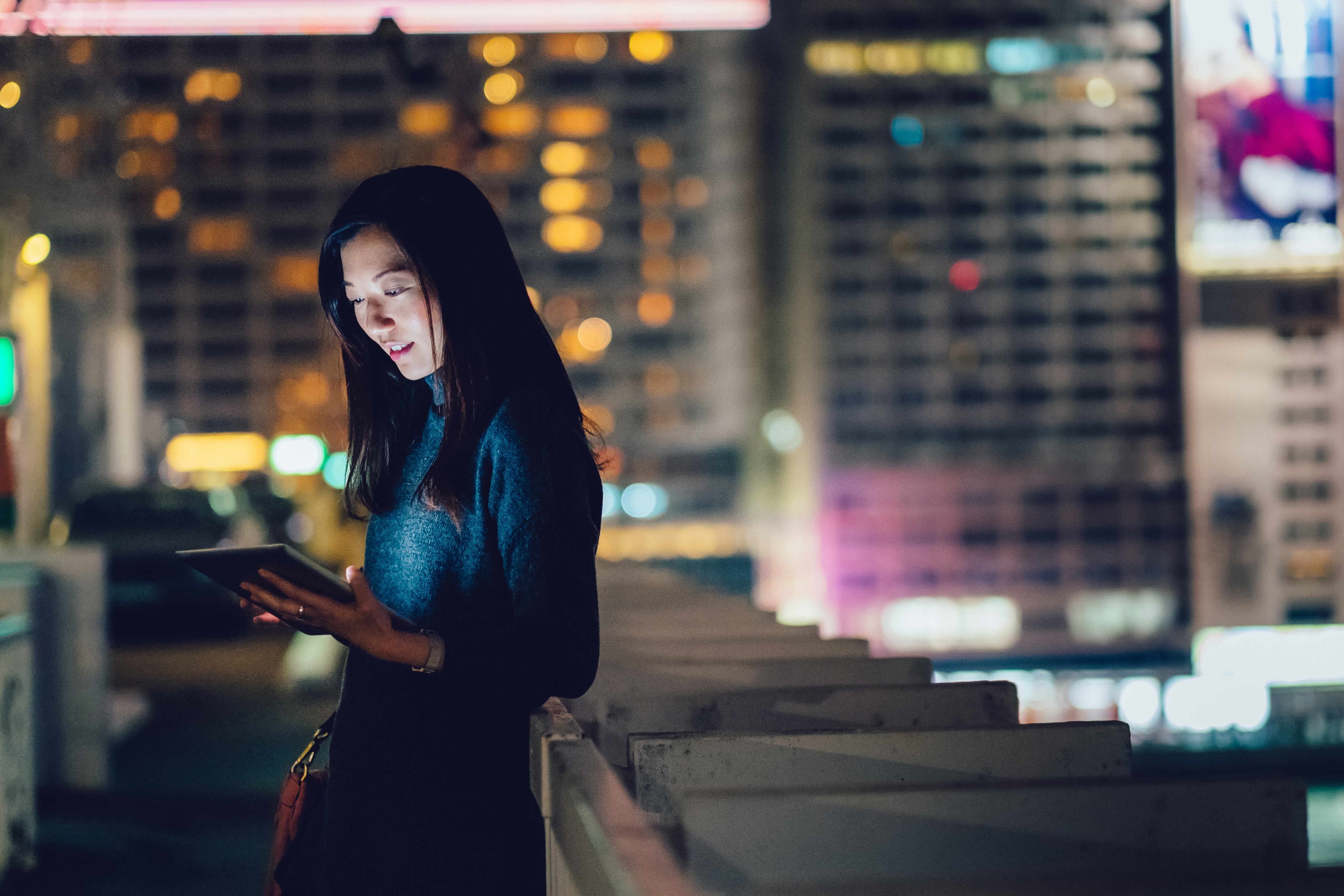 woman, cityscape, evening 