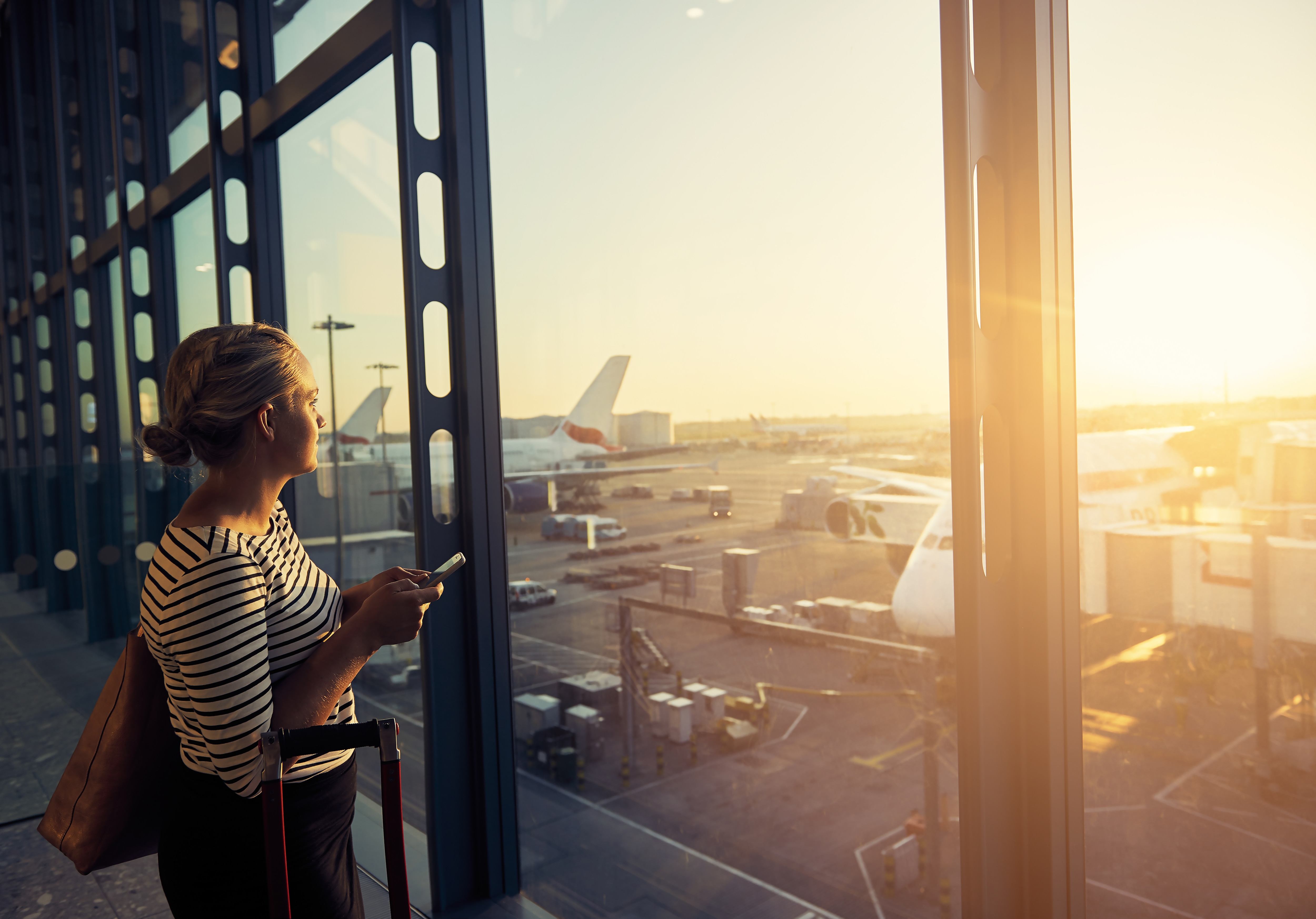 woman at airport, business traveler, airplane, terminal